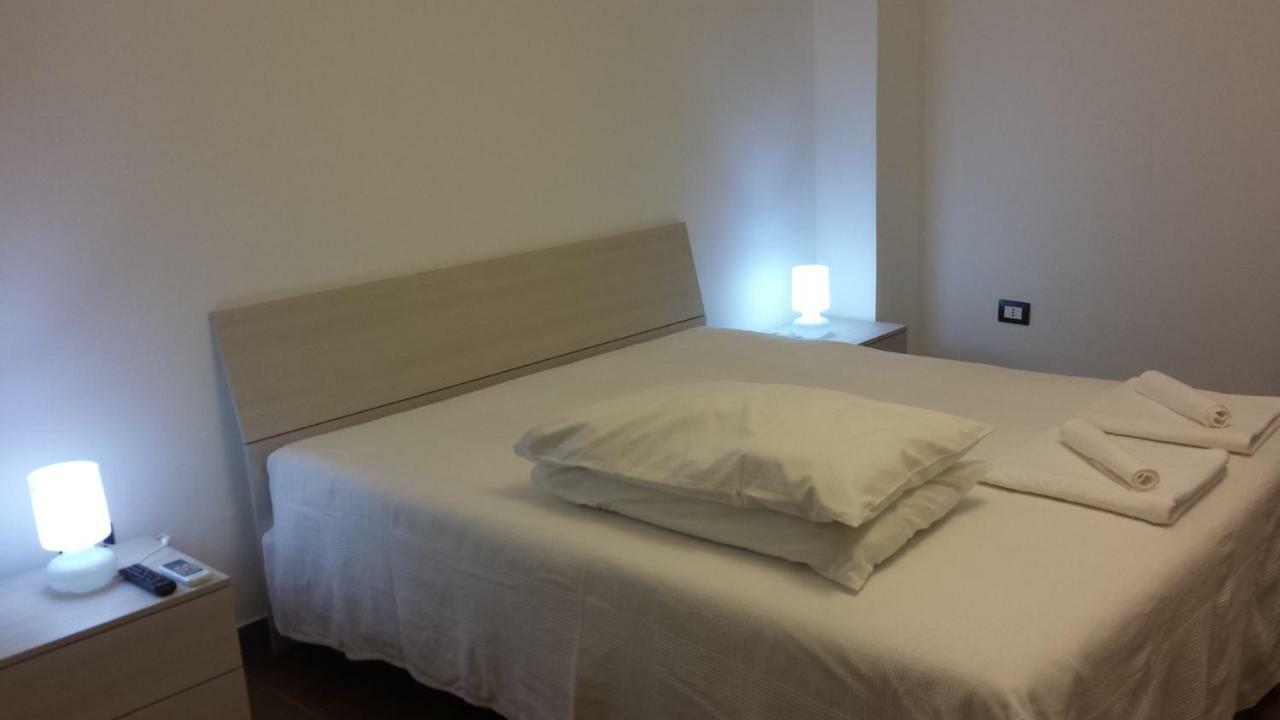 Peri Peri Holiday Home - Siracusa Solarino Buitenkant foto